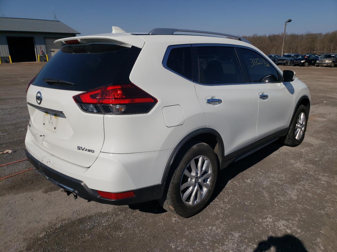 Photo 4 from auction – 2017 NISSAN ROGUE S with VIN KNMAT2MV3HP593692