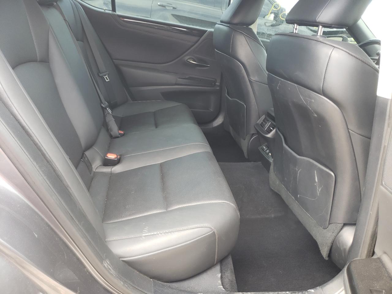 Photo 6 from auction – 2021 LEXUS ES 250 BAS with VIN 58AD11D18MU001472