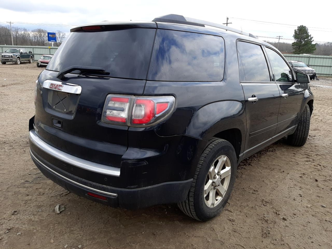 Photo 4 from auction – 2014 GMC ACADIA SLE with VIN 1GKKRPKD2EJ203355