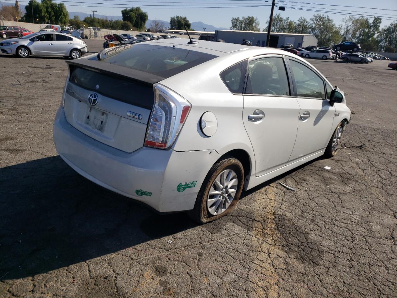 Photo 4 from auction – 2013 TOYOTA PRIUS PLUG with VIN JTDKN3DP9D3044084