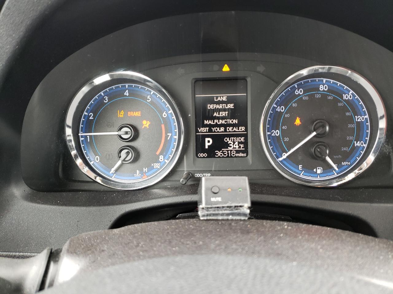 Zdjęcie 8 z aukcji – 2017 TOYOTA COROLLA L z VIN 2T1BURHEXHC798848