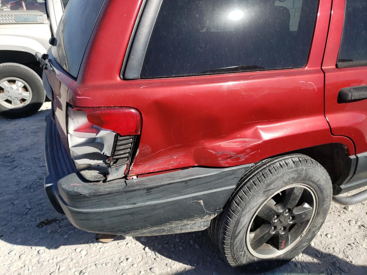 Photo 9 from auction – 2004 JEEP GRAND CHER with VIN 1J4GX48S64C207028