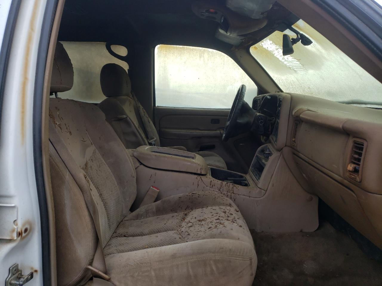 Photo 5 from auction – 2005 CHEVROLET SILVERADO with VIN 2GCEK13T551275600