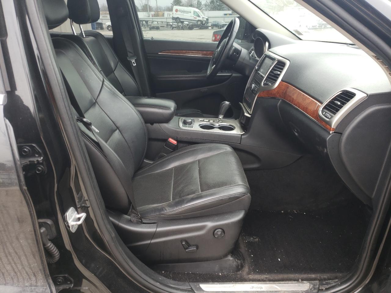 Photo 5 from auction – 2011 JEEP GRAND CHER with VIN 1J4RR5GTXBC552076