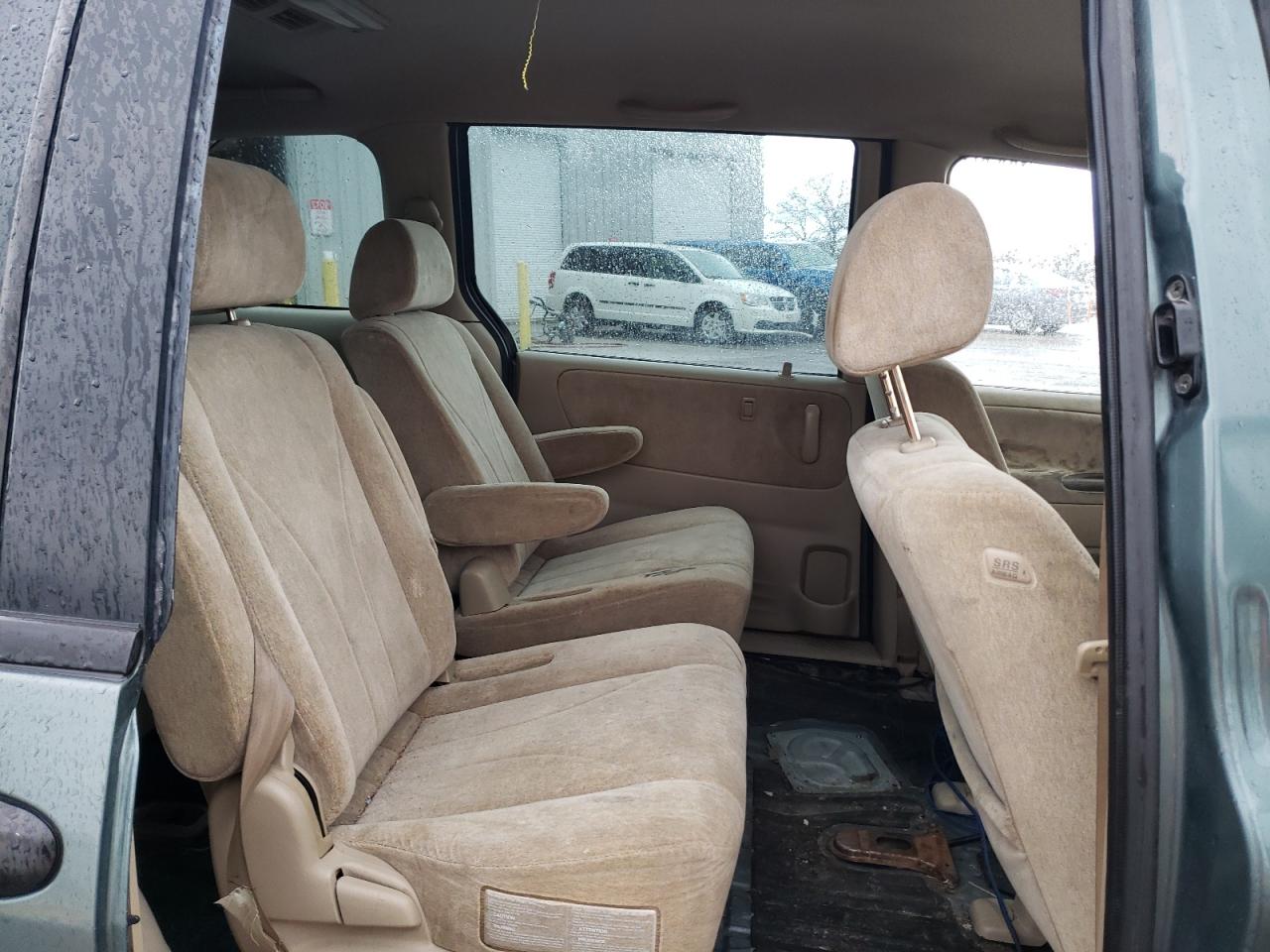 Photo 6 from auction – 2001 MAZDA MPV with VIN JM3LW28Y610192423