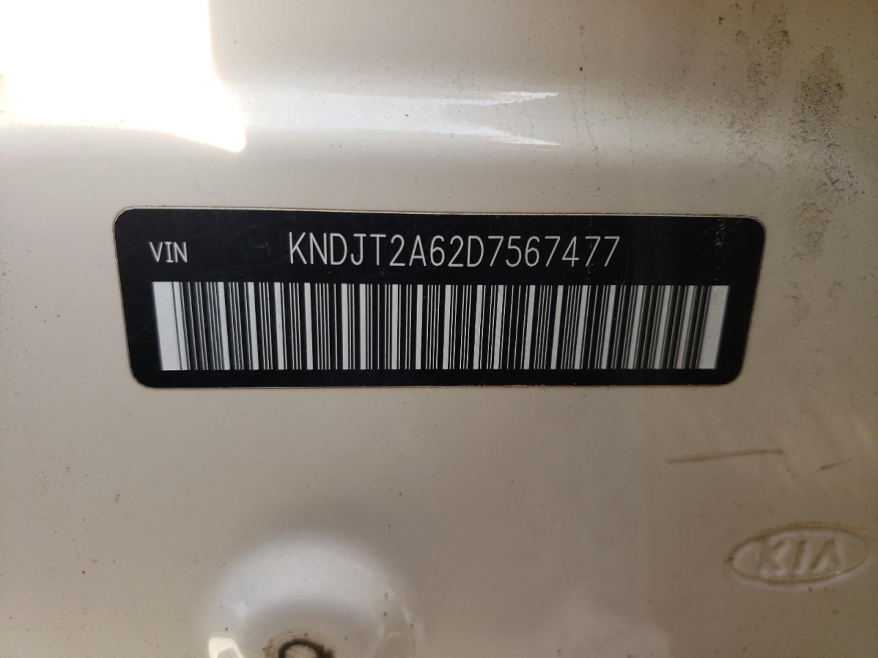 Фото 10 с аукциона – 2013 KIA SOUL + с VIN KNDJT2A62D7567477