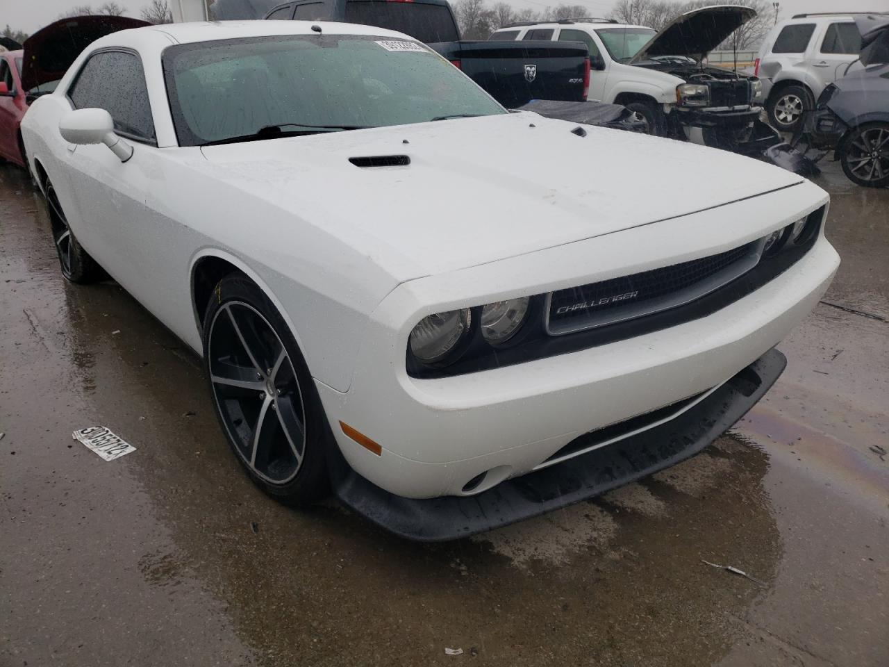 DODGE CHALLENGER 2013 with VIN 2C3CDYAG2DH718876 - Photo from auction