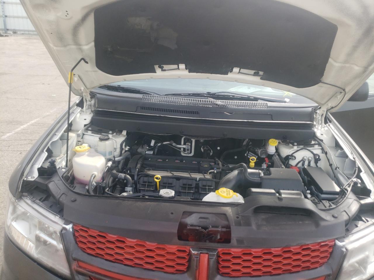 Photo 7 from auction – 2018 DODGE JOURNEY SE with VIN 3C4PDCAB3JT496226