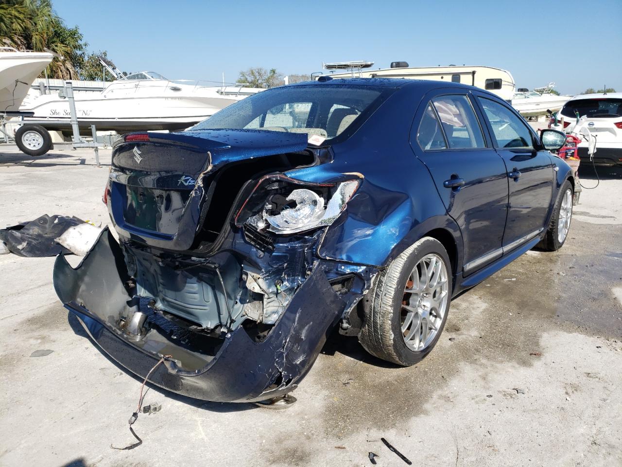 Photo 4 from auction – 2012 SUZUKI KIZASHI SP with VIN JS2RF9A85C6100214
