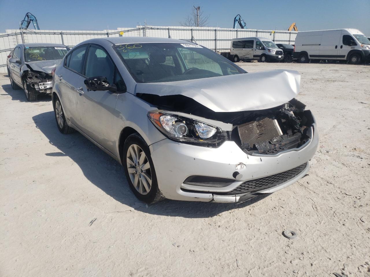 KIA FORTE LX 2015 with VIN KNAFX4A61F5399266 - Photo from auction