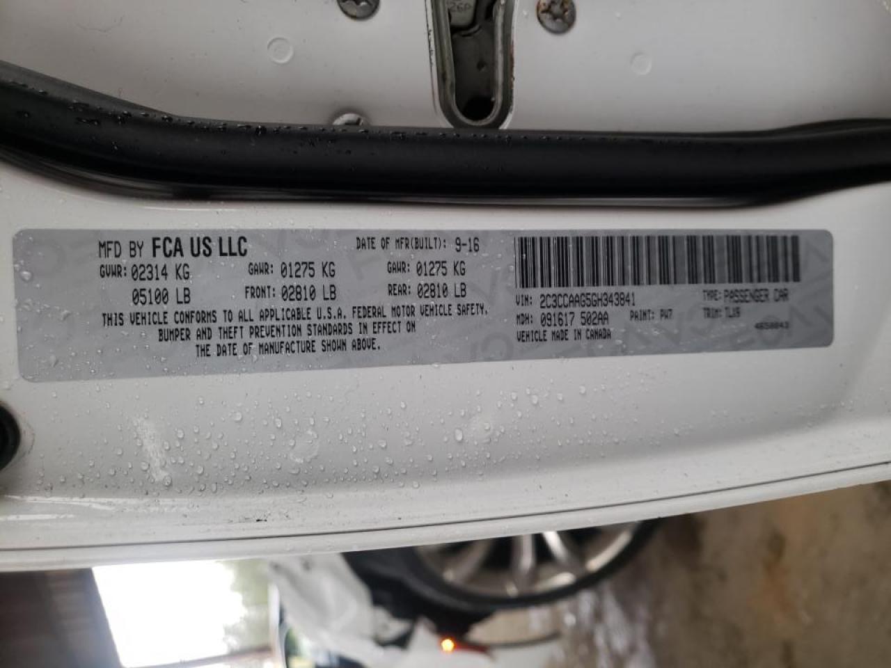 Photo 10 from auction – 2016 CHRYSLER 300 LIMITE with VIN 2C3CCAAG5GH343841