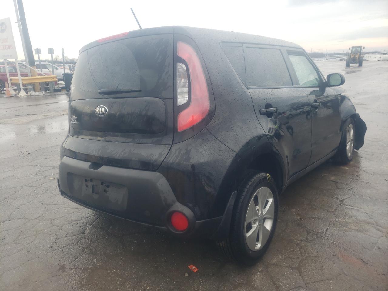 Photo 4 from auction – 2015 KIA SOUL with VIN KNDJN2A24F7765634