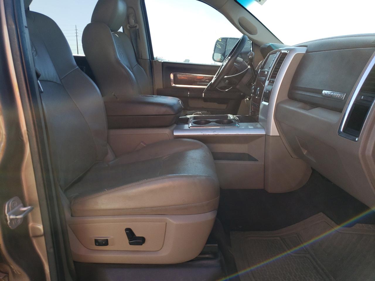 Photo 5 from auction – 2010 DODGE RAM 2500 with VIN 3D7UT2CL1AG149854