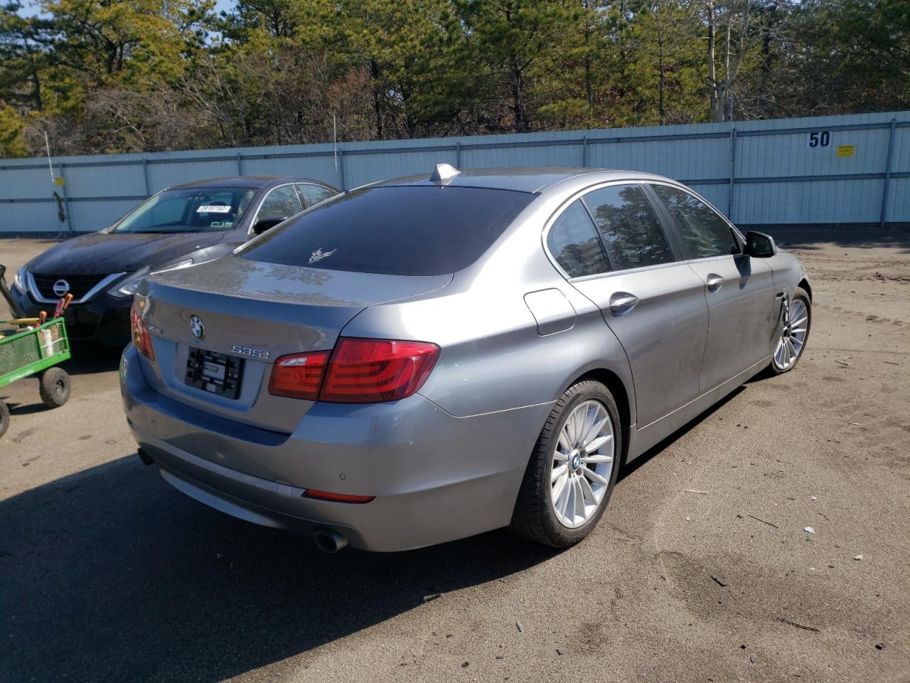 Photo 4 from auction – 2013 BMW 535 XI with VIN WBAFU7C57DDU66065