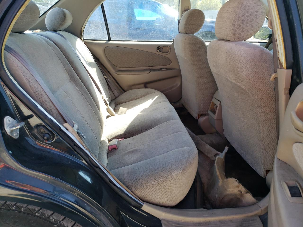 Photo 6 from auction – 2001 TOYOTA COROLLA with VIN 2T1BR12E11C442502