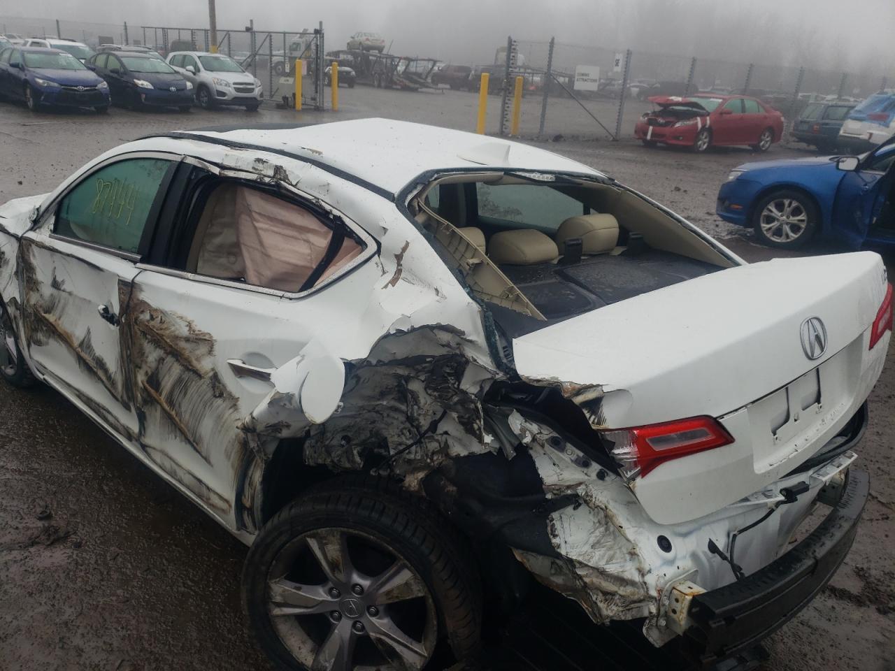 Photo 9 from auction – 2015 ACURA ILX 20 PRE with VIN 19VDE1F58FE009842