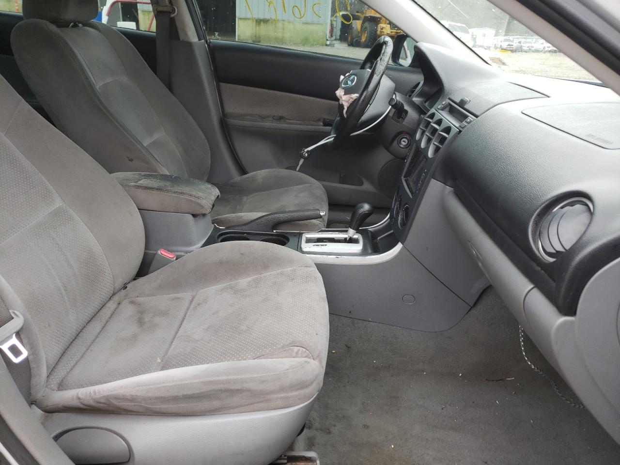 Photo 5 from auction – 2006 MAZDA 6 with VIN 1YVHP80C165M15955