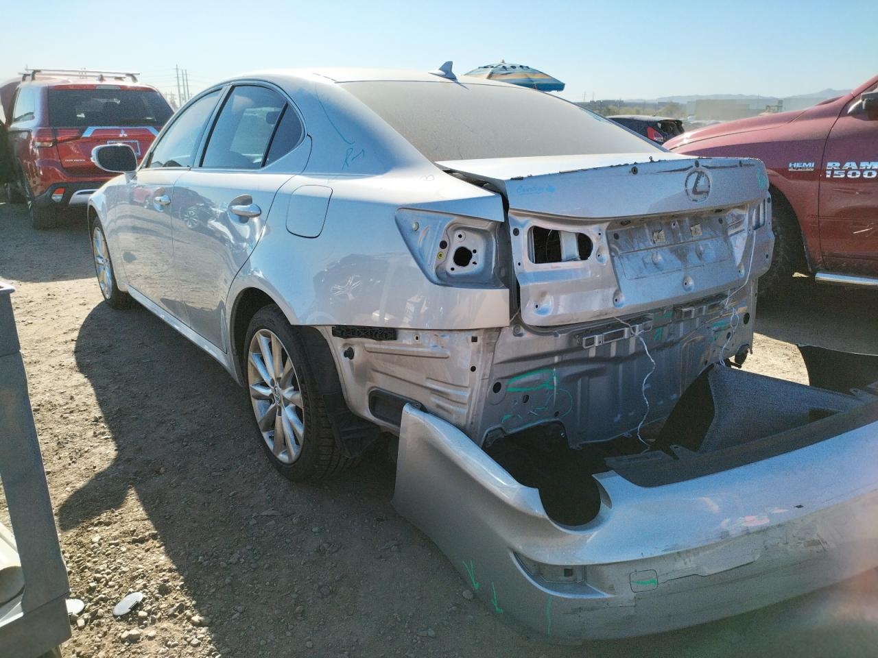 Photo 3 from auction – 2009 LEXUS IS 250 with VIN JTHCK262495031472