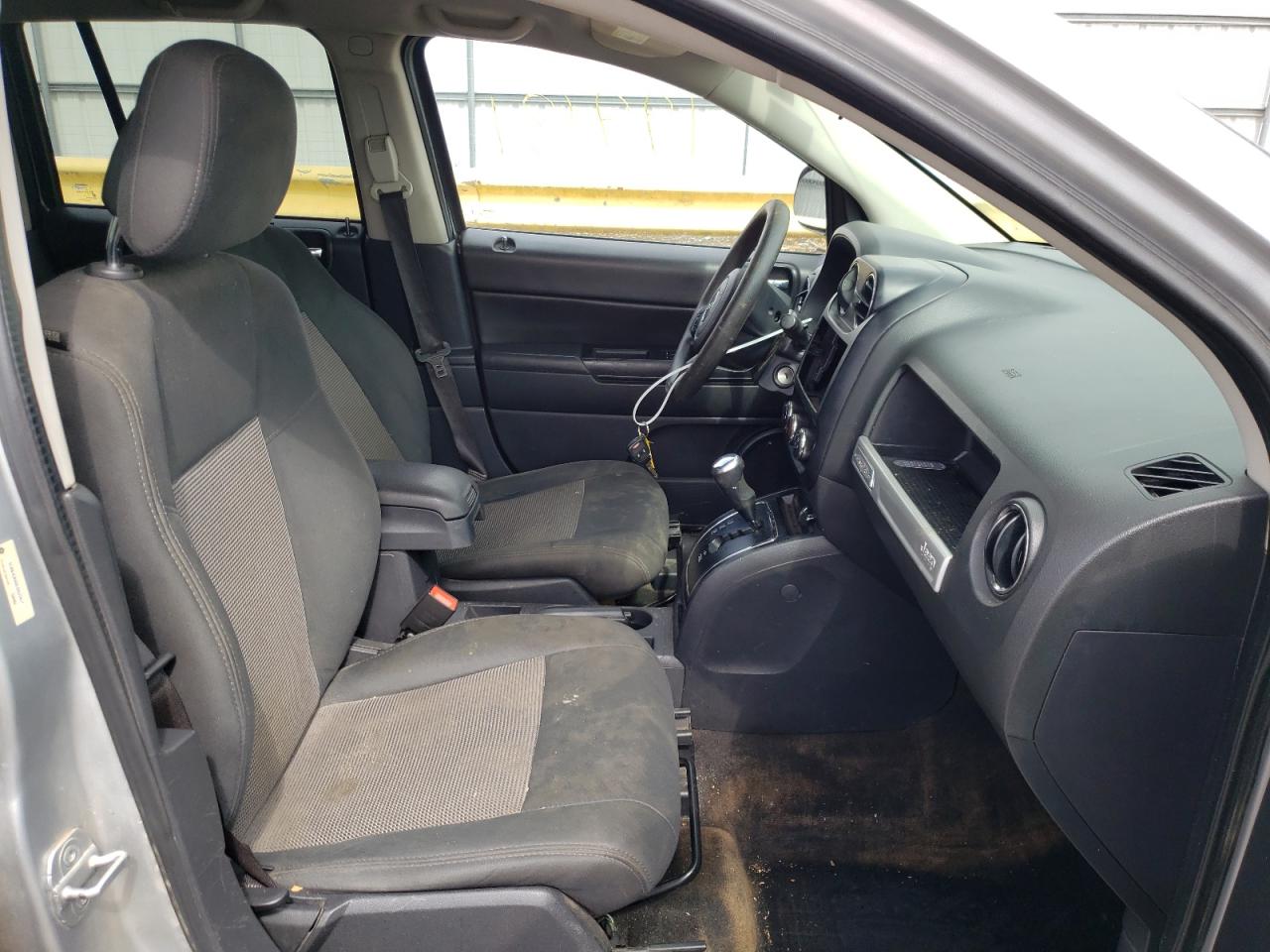 Photo 5 from auction – 2014 JEEP COMPASS SP with VIN 1C4NJCBA6ED537417