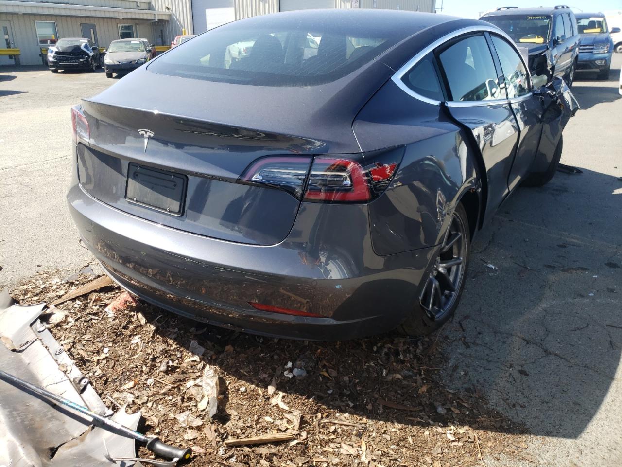 Photo 4 from auction – 2020 TESLA MODEL 3 with VIN 5YJ3E1EA2LF807356