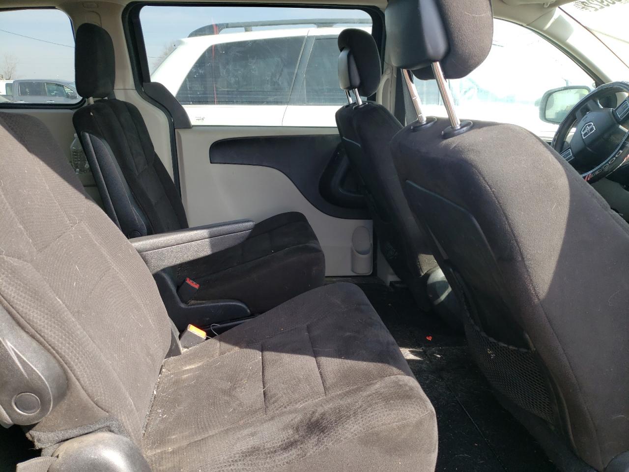 Photo 6 from auction – 2012 DODGE GRAND CARA with VIN 2C4RDGCG4CR139930