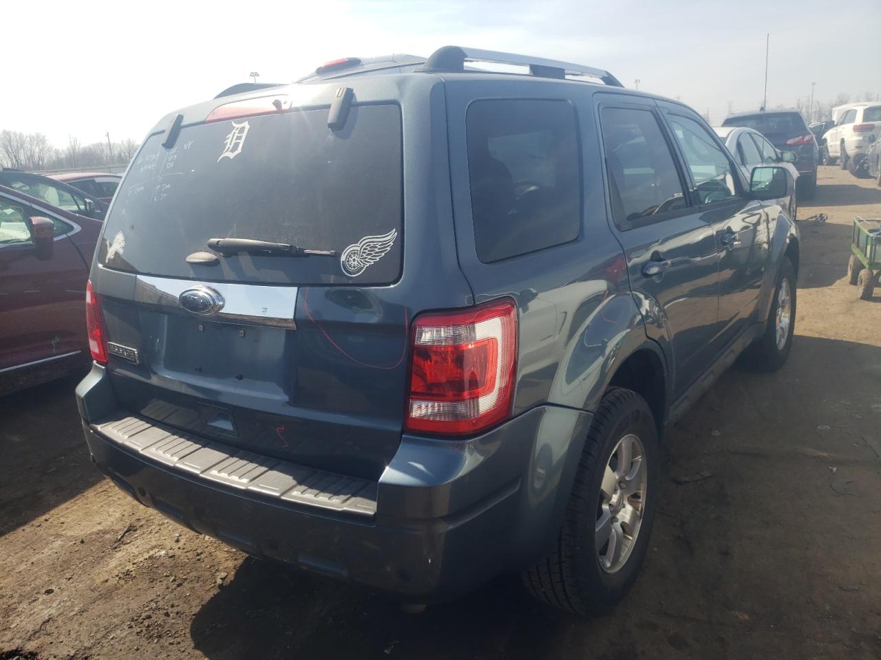 Photo 4 from auction – 2012 FORD ESCAPE LIM with VIN 1FMCU0E73CKC79407