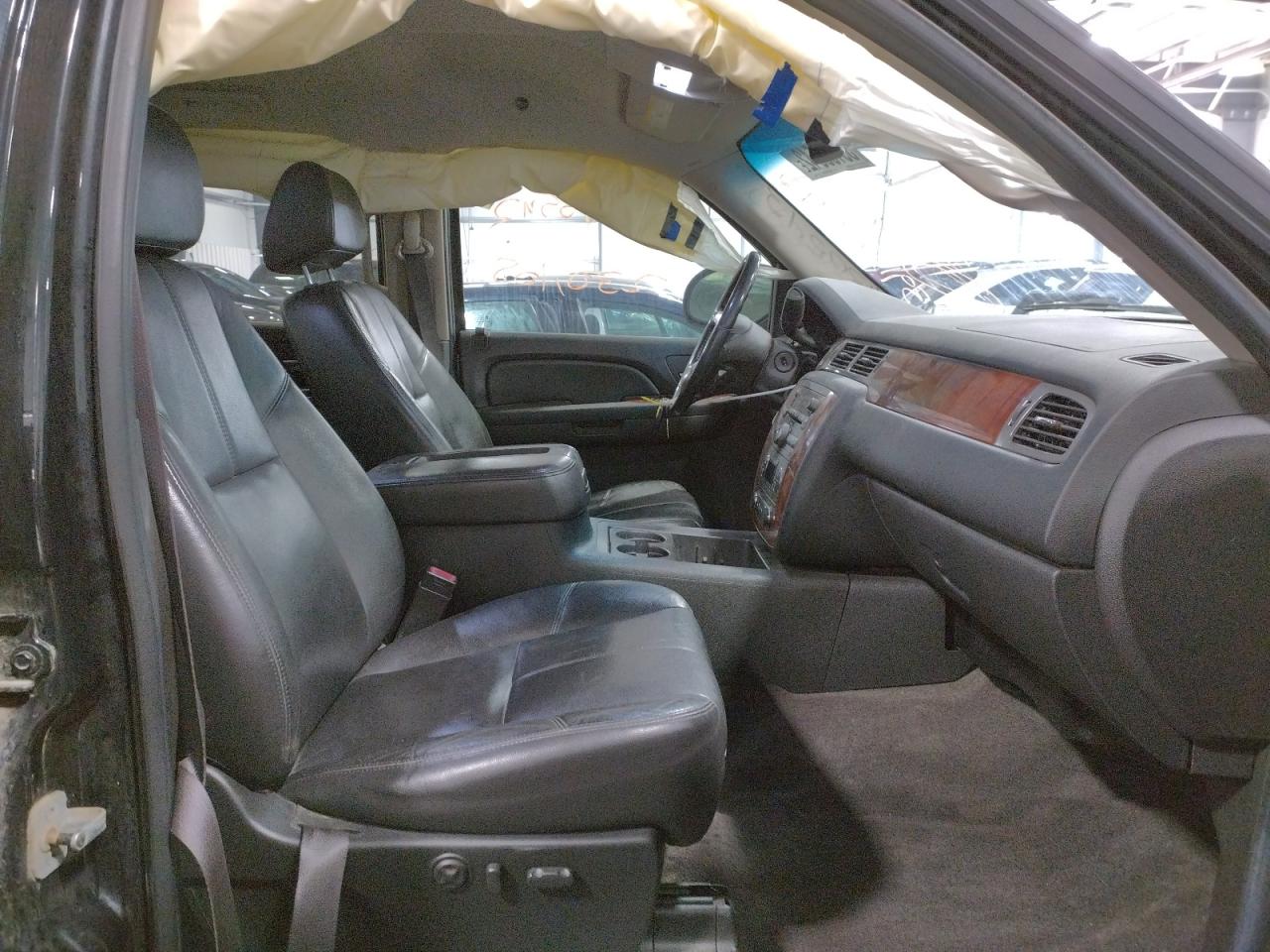 Photo 5 from auction – 2009 CHEVROLET SILVERADO with VIN 2GCEK333891102414