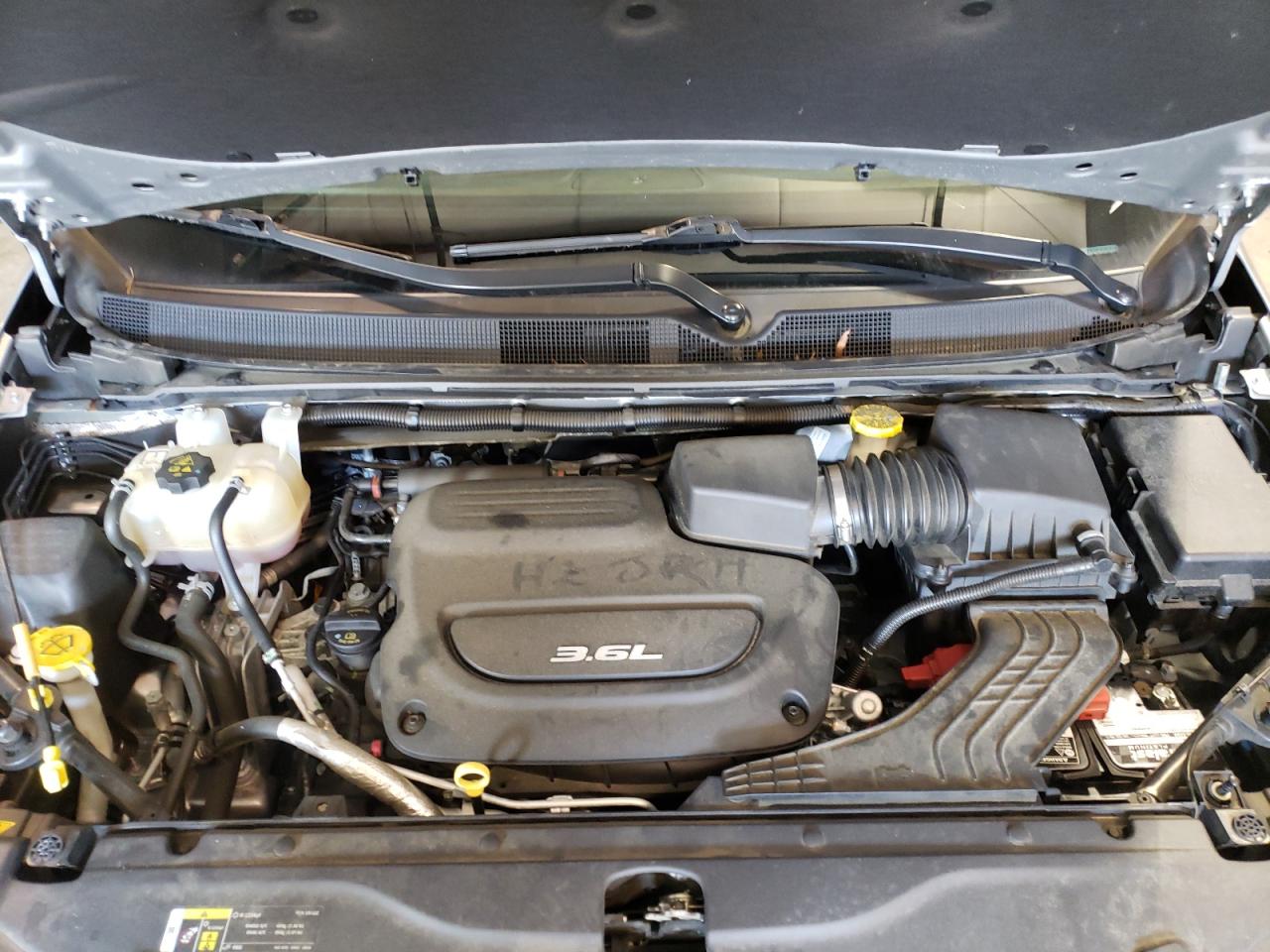 Photo 7 from auction – 2018 CHRYSLER PACIFICA L with VIN 2C4RC1GG5JR252101