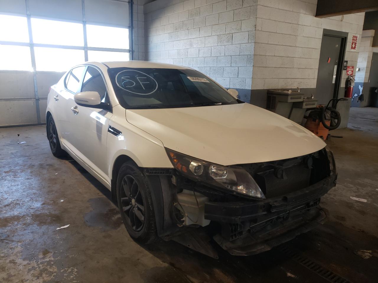 KIA OPTIMA LX 2012 with VIN KNAGM4A77C5275312 - Photo from auction