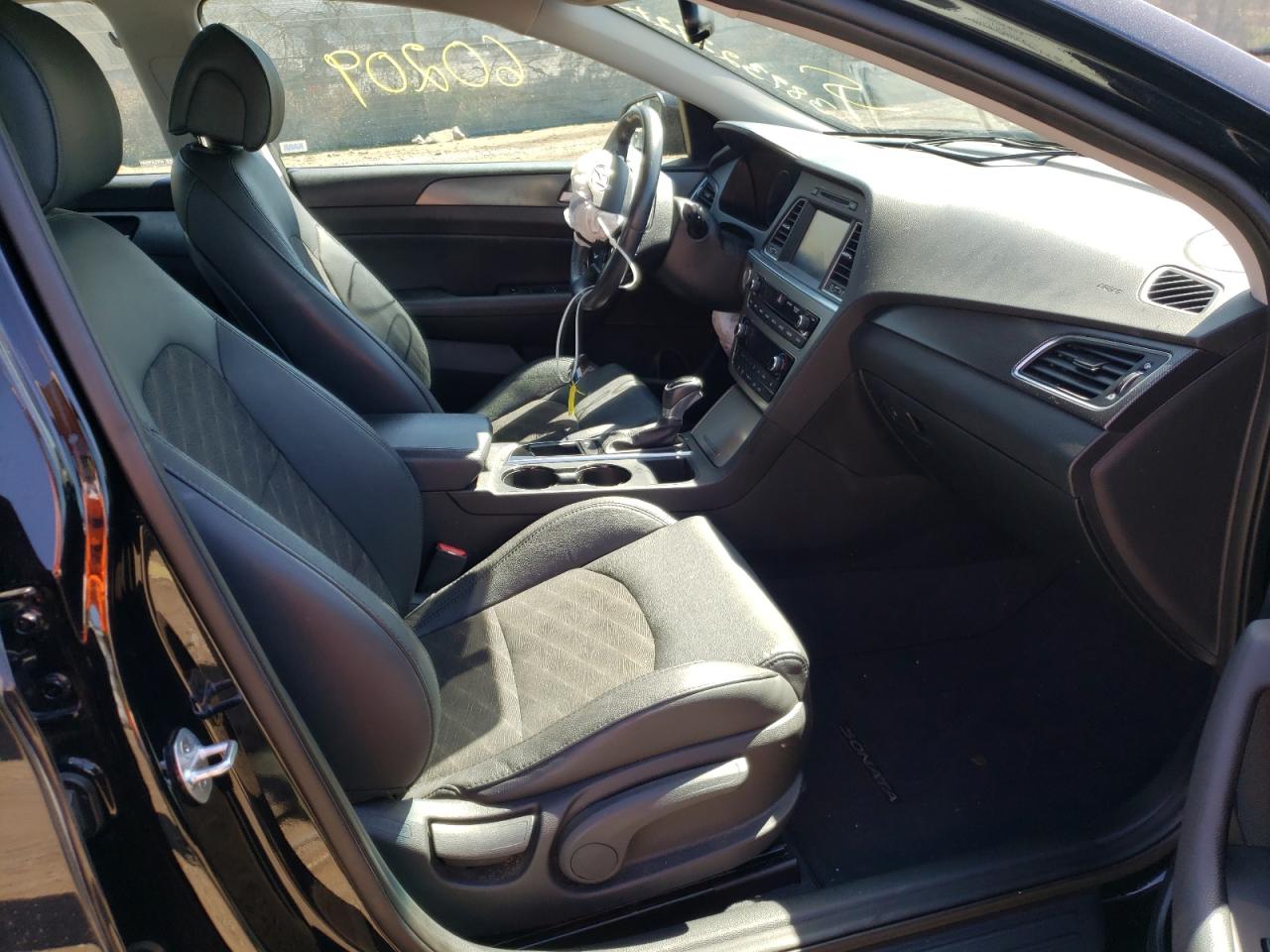 Photo 5 from auction – 2016 HYUNDAI SONATA SPO with VIN 5NPE34AF2GH333479