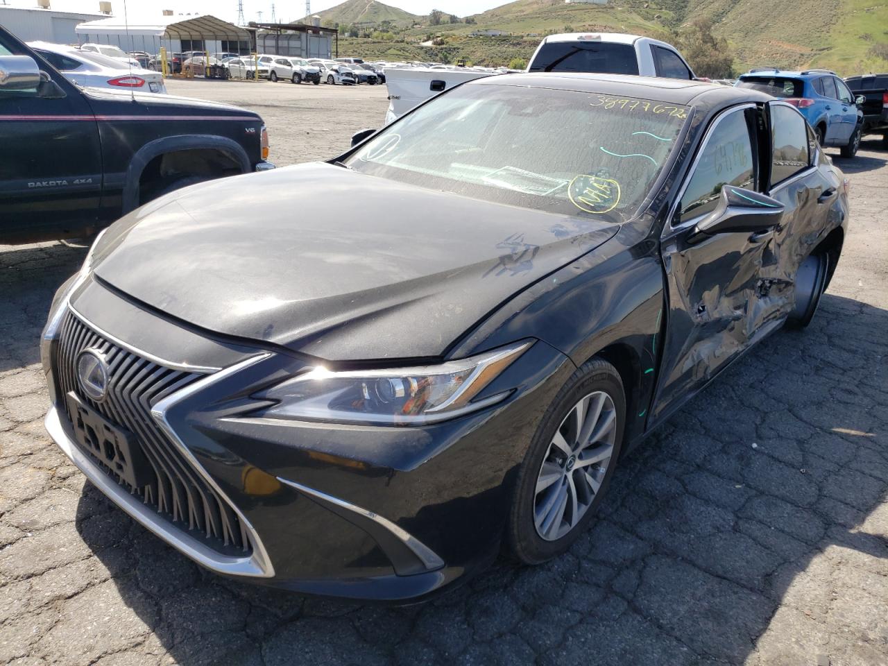 Photo 2 from auction – 2021 LEXUS ES 300H BA with VIN 58ACA1C18MU001209