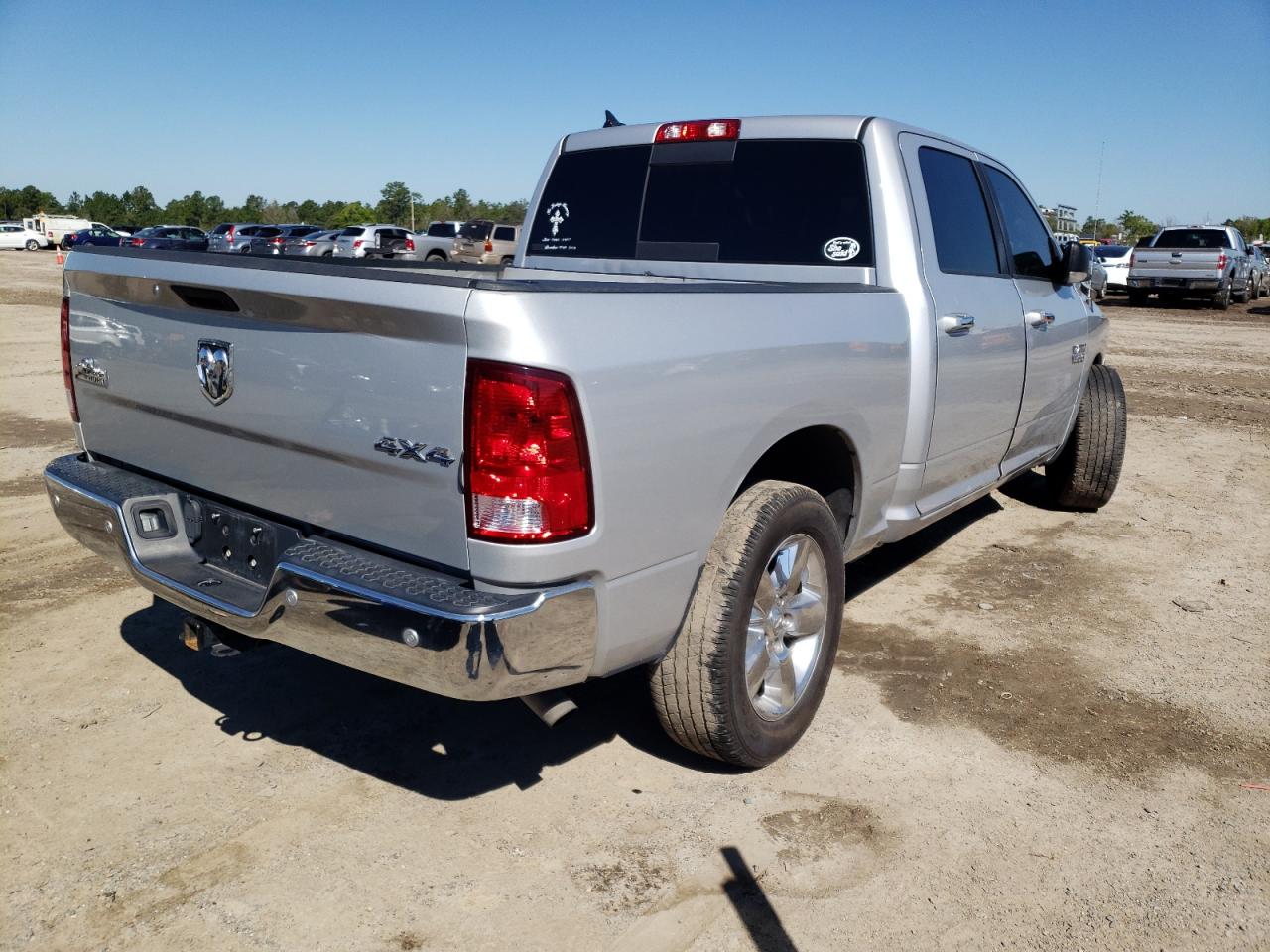 Photo 4 from auction – 2017 RAM 1500 SLT with VIN 1C6RR7LG9HS706163