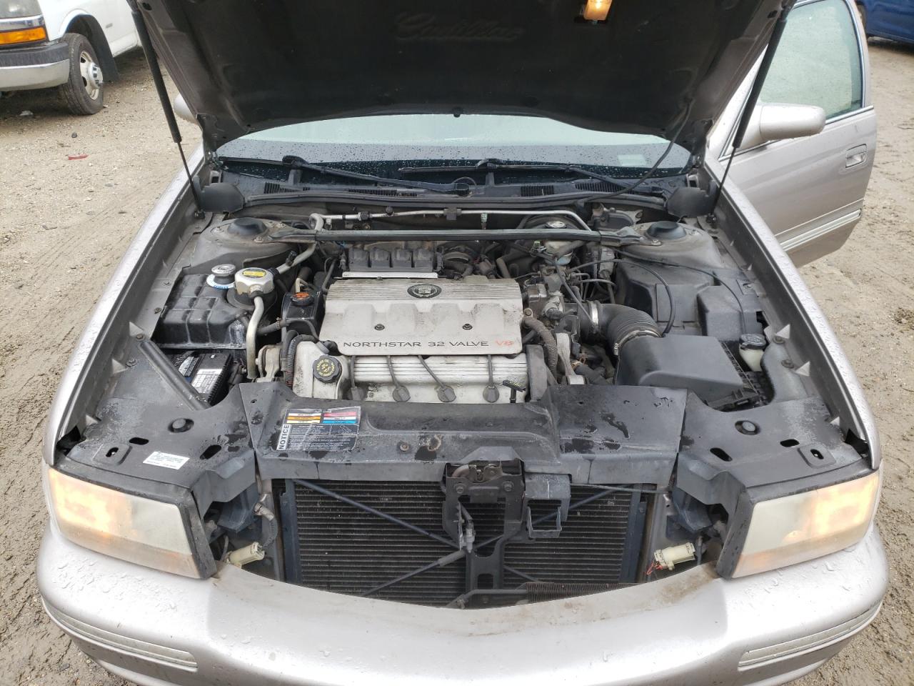 Photo 17 from auction – 1999 CADILLAC DEVILLE with VIN 1G6KD54Y7XU715258