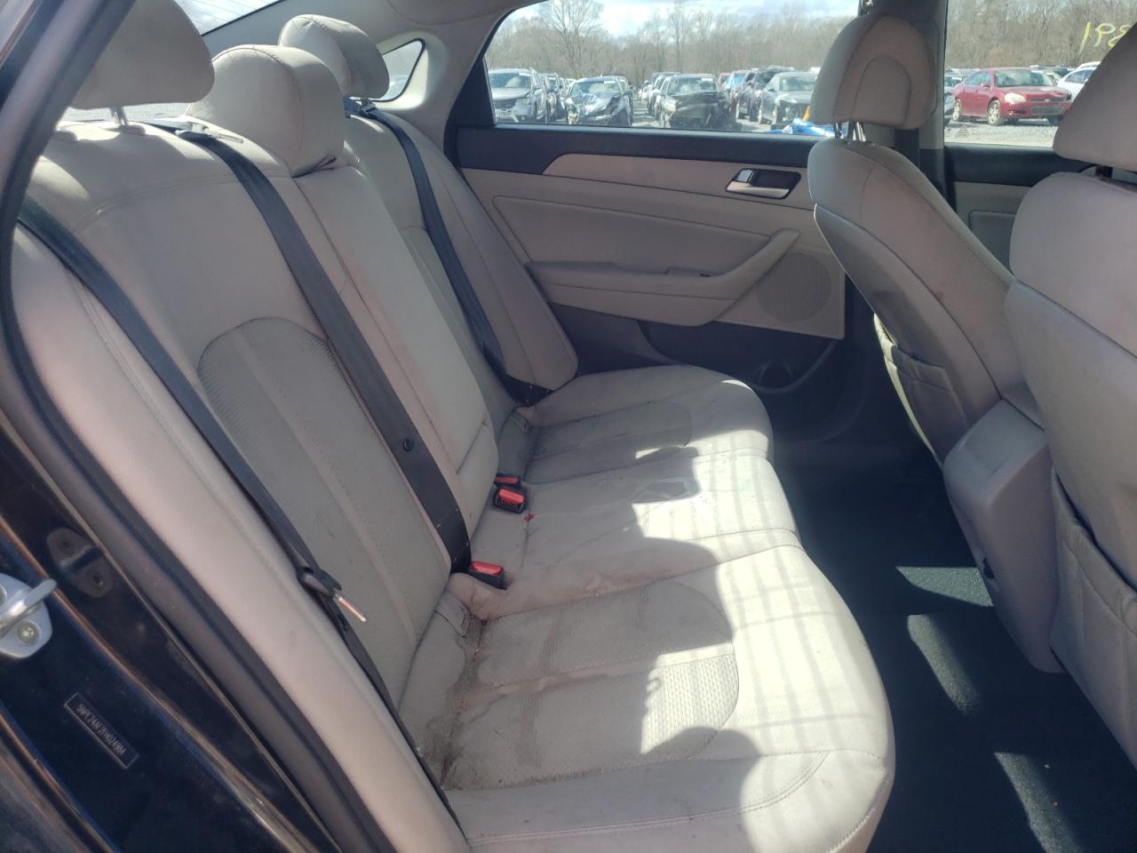 Photo 6 from auction – 2015 HYUNDAI SONATA SE with VIN 5NPE24AF2FH024984