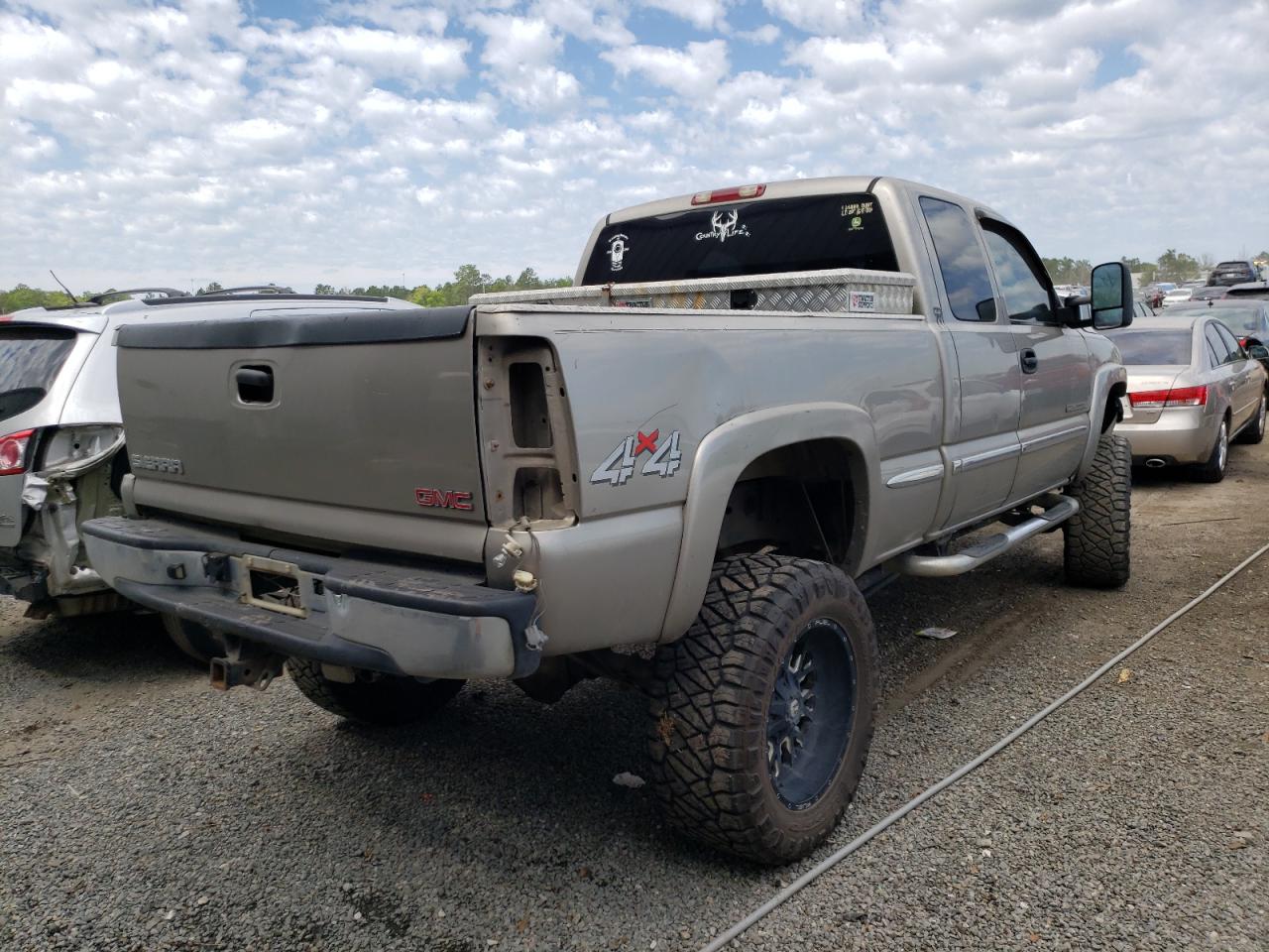 Photo 4 from auction – 2002 GMC SIERRA K25 with VIN 1GTHK29U12Z199105