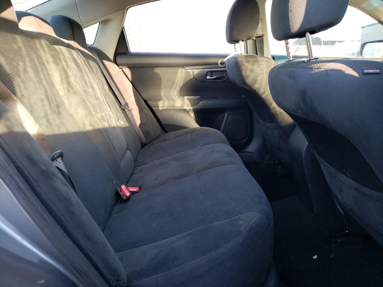 Photo 6 from auction – 2015 NISSAN ALTIMA 2.5 with VIN 1N4AL3APXFC214371
