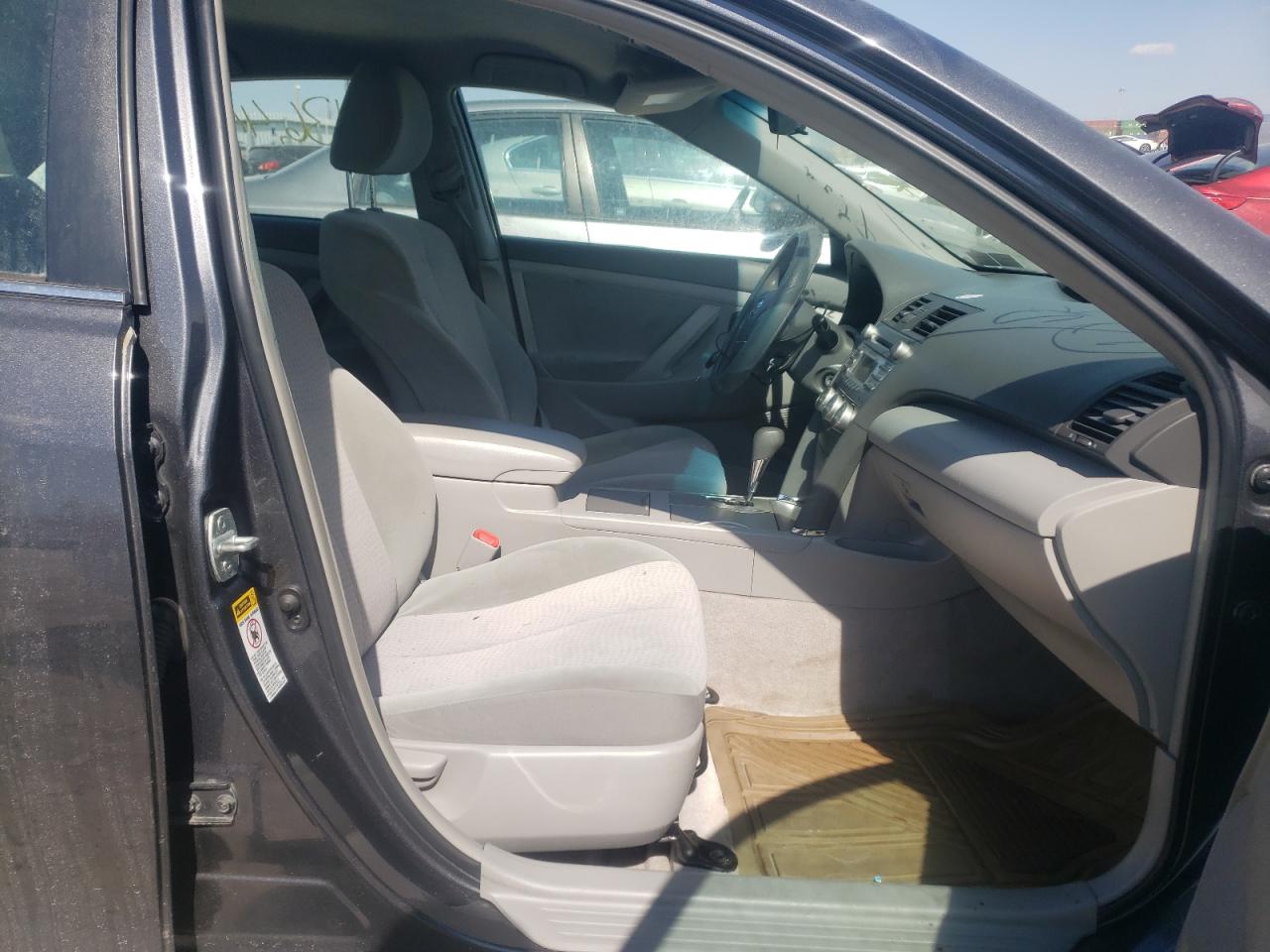 Фото 5 с аукциона – 2011 TOYOTA CAMRY BASE с VIN 4T1BF3EK3BU174848