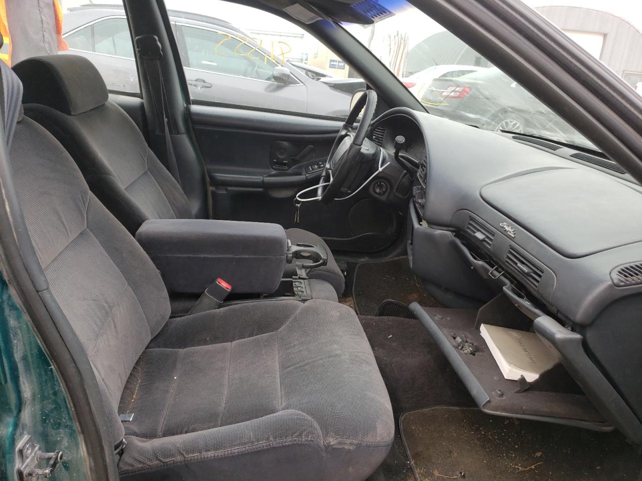 Photo 5 from auction – 1997 BUICK SKYLARK with VIN 1G4NJ52M6VC453542