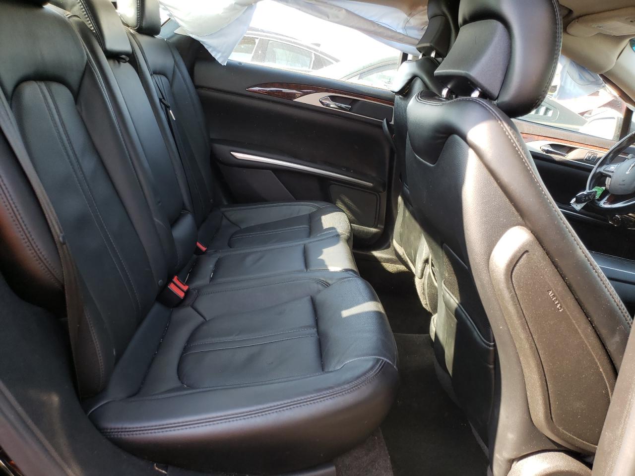 Photo 6 from auction – 2016 LINCOLN MKZ with VIN 3LN6L2JK4GR602533