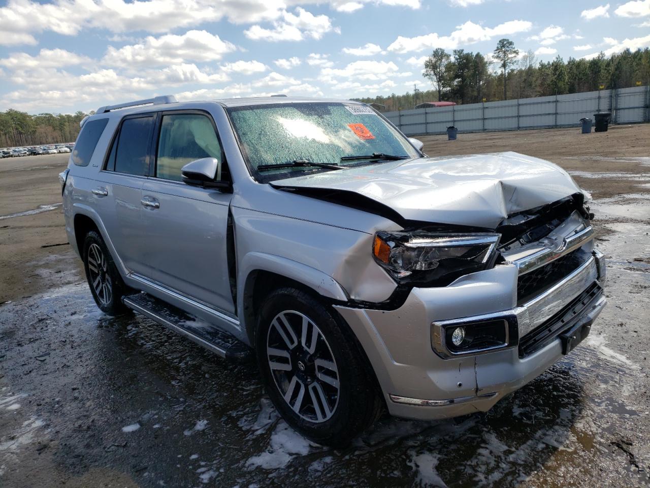 TOYOTA 4RUNNER SR 2016 with VIN JTEZU5JR6G5137488 - Photo from auction
