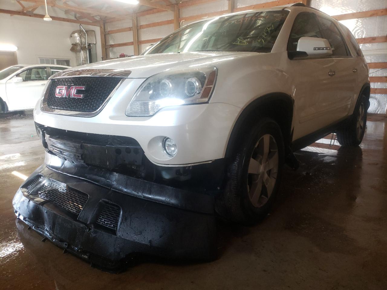 Photo 2 from auction – 2012 GMC ACADIA SLT with VIN 1GKKVRED0CJ377523