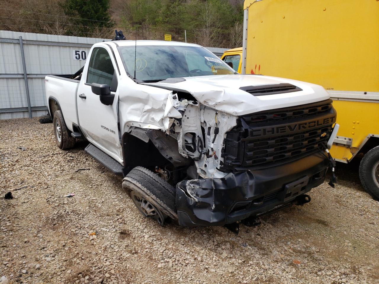 CHEVROLET SILVRK1500 2020 with VIN 1GC3YLE74LF200023 - Photo from auction