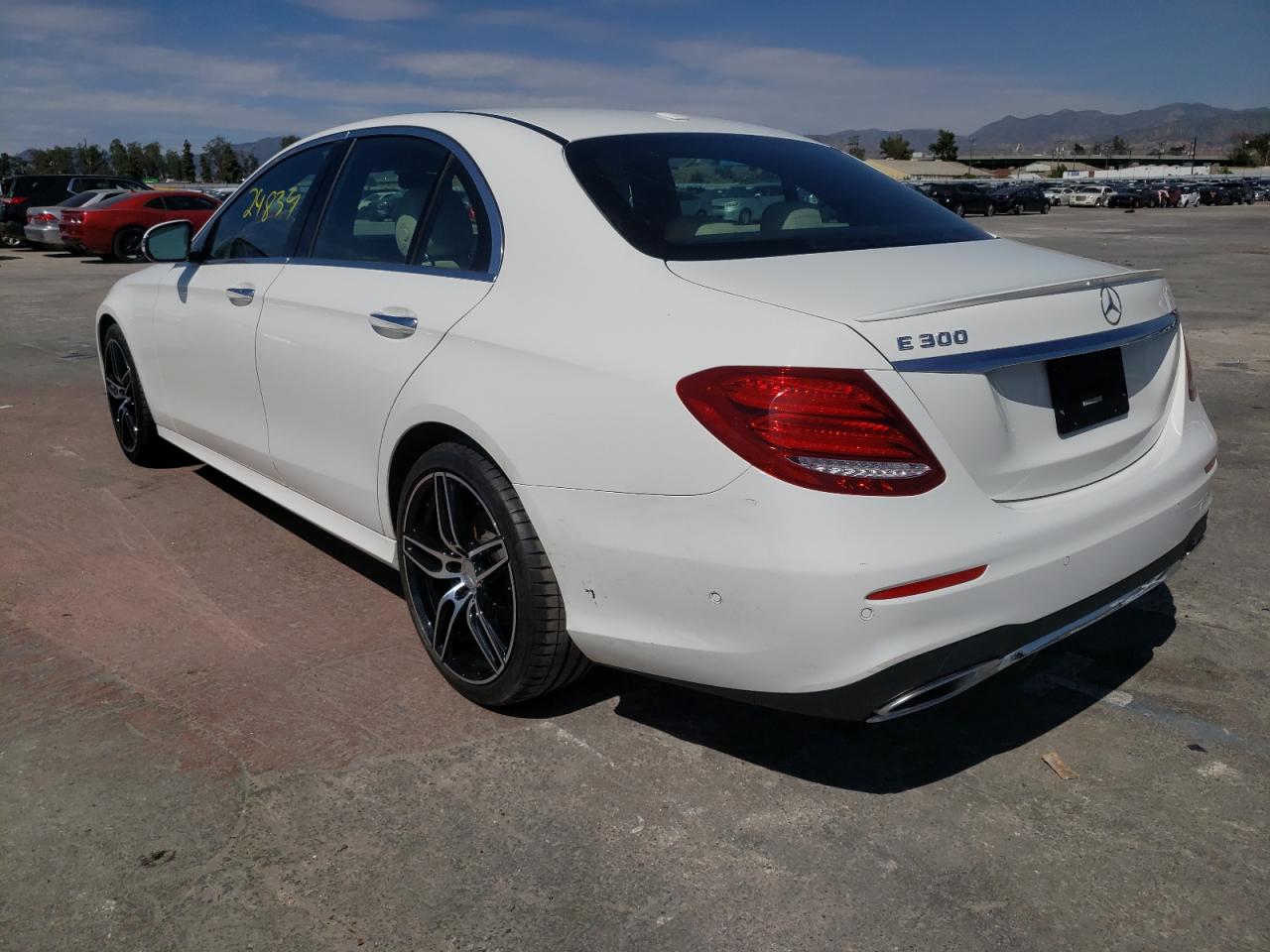 Photo 3 from auction – 2019 MERCEDES-BENZ E 300 with VIN WDDZF4JB2KA579654