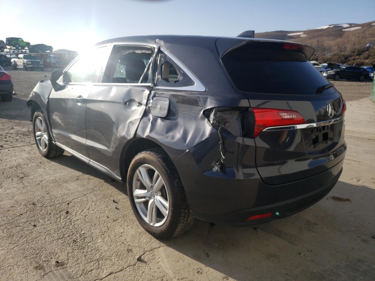 Photo 3 from auction – 2015 ACURA RDX with VIN 5J8TB4H37FL009753