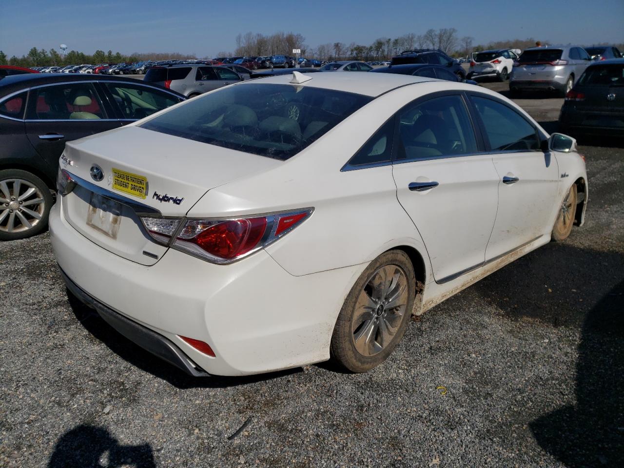 Photo 4 from auction – 2013 HYUNDAI SONATA HYB with VIN KMHEC4A42DA072741