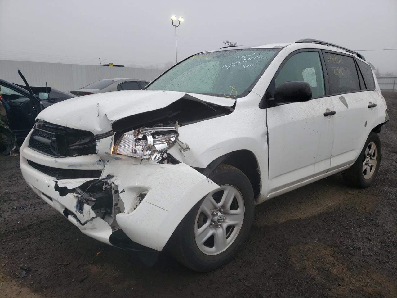 Photo 2 from auction – 2011 TOYOTA RAV4 with VIN 2T3BF4DV6BW151878