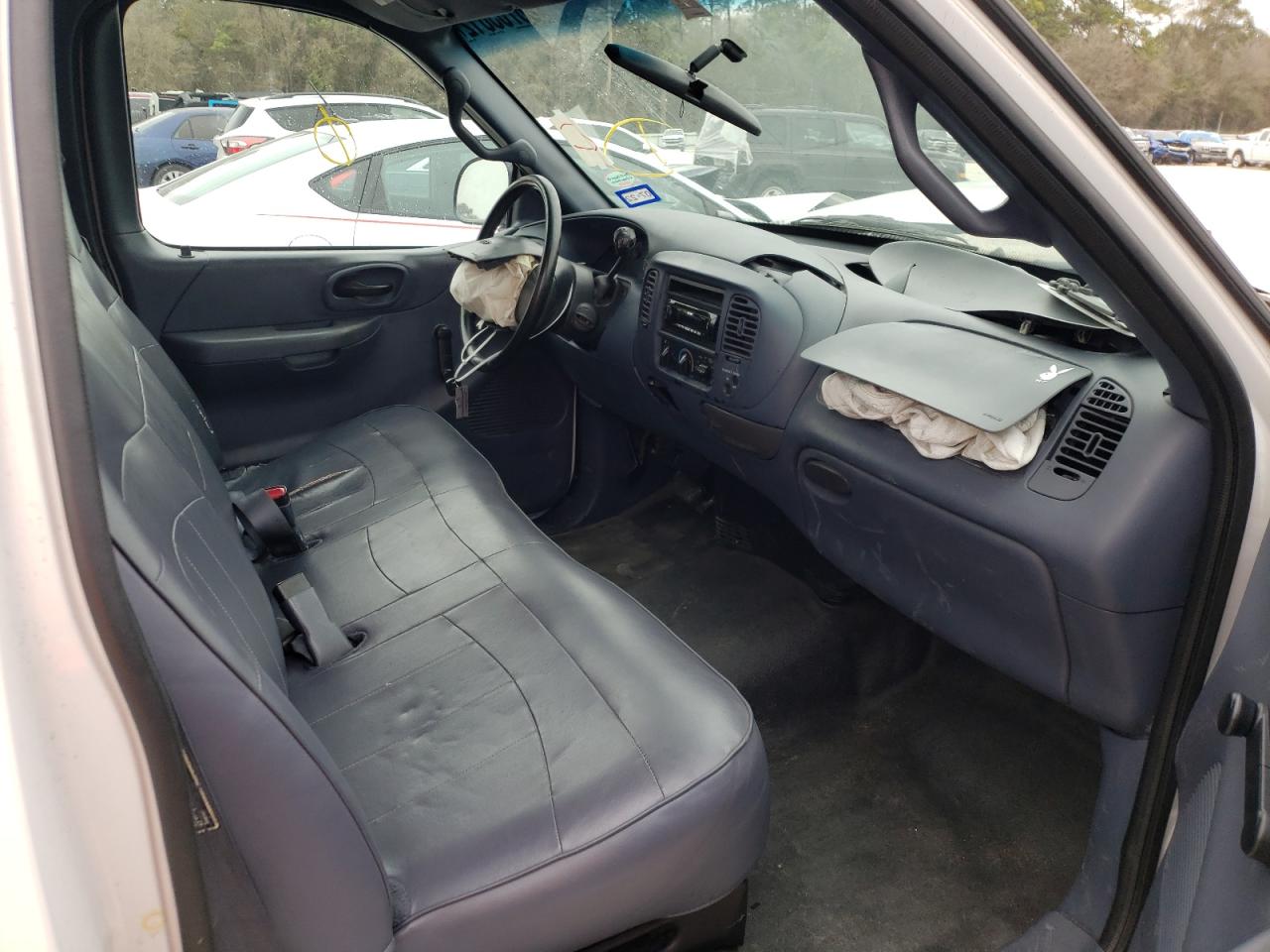 صورة رقم 5 من المزاد - 2000 FORD F150 مع VIN 1FTRF17W2YKA99796