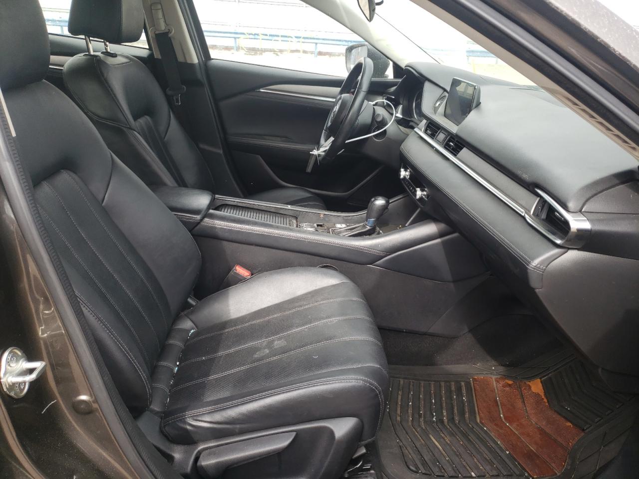 Photo 5 from auction – 2018 MAZDA 6 TOURING with VIN JM1GL1VMXJ1307324