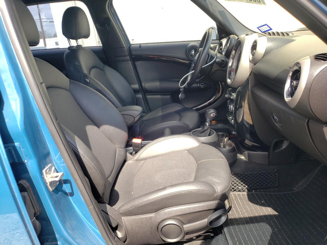 Photo 5 from auction – 2012 MINI COOPER S C with VIN WMWZC3C56CWL81164