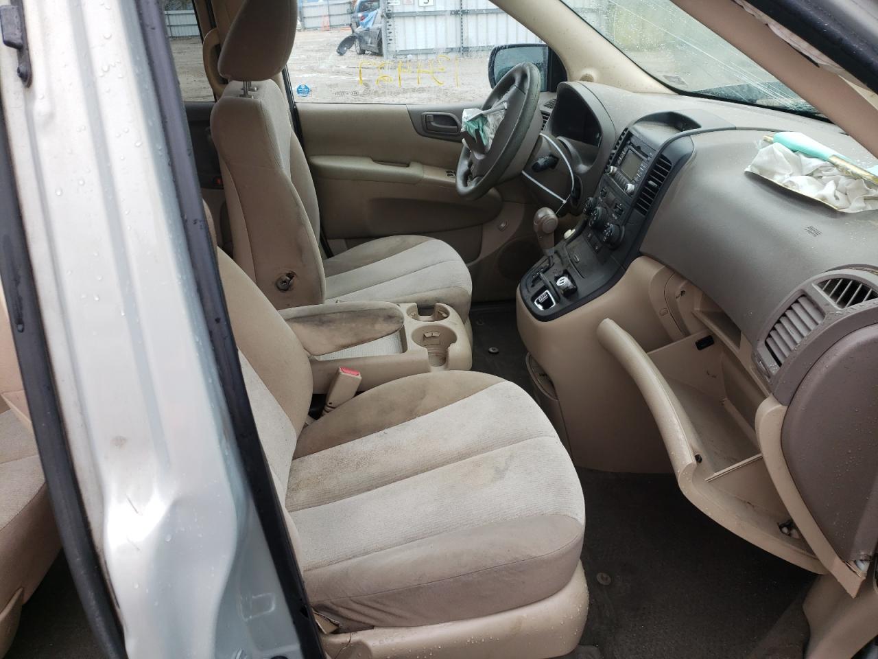 Photo 5 from auction – 2012 KIA SEDONA LX with VIN KNDMG4C70C6492852
